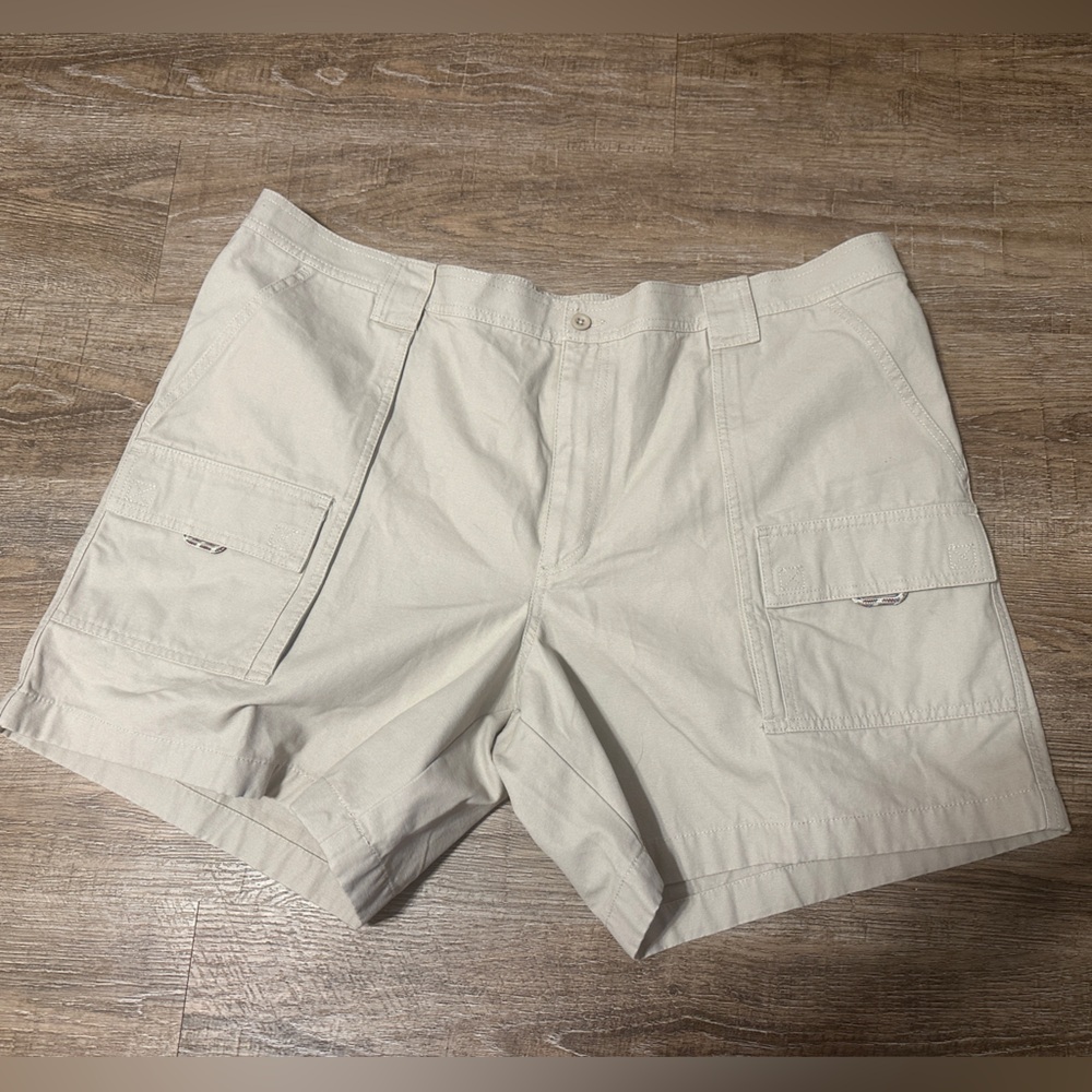 LL Bean Men’s Cargo Shorts